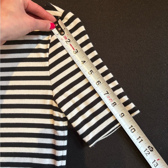 Timeless J. Crew Black and White Boatneck Tee - Picture 7 of 12